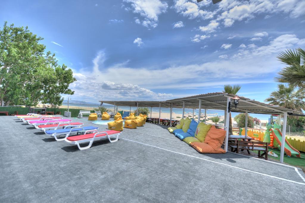 Alder Hotel Ayvalik Exterior photo