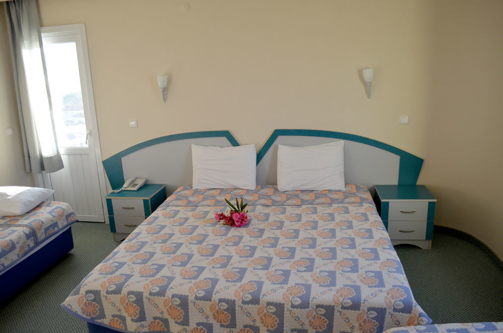Alder Hotel Ayvalik Exterior photo